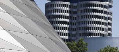 BMW ConnectedDrive (2011) - picture 7 of 9