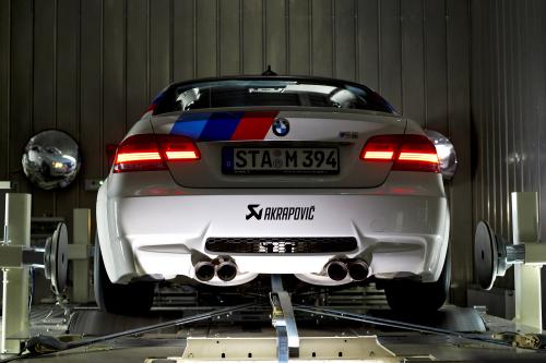 BMW E92 M3 vs BMW S 1000 RR Superbike (2011) - picture 8 of 8