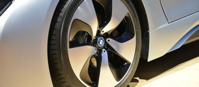 BMW i8 Frankfurt (2013) - picture 7 of 12