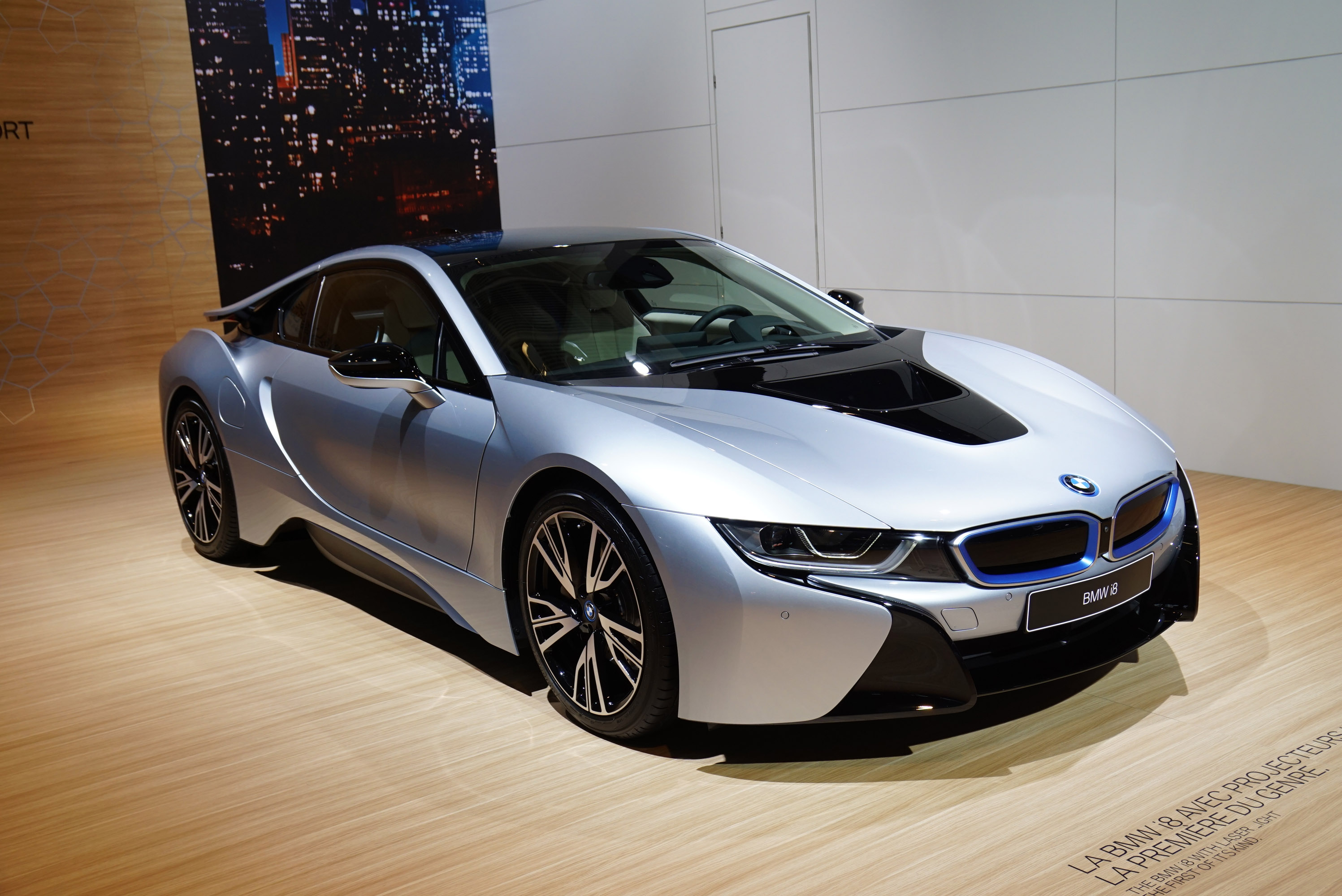 BMW i8 Paris