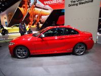 BMW M235i Detroit (2014) - picture 5 of 7