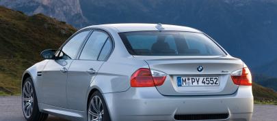 BMW M3 Sedan (2008) - picture 7 of 18