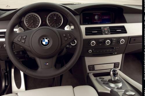 BMW M5 Touring (2007) - picture 9 of 9
