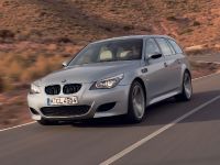 BMW M5 Touring (2007) - picture 1 of 9