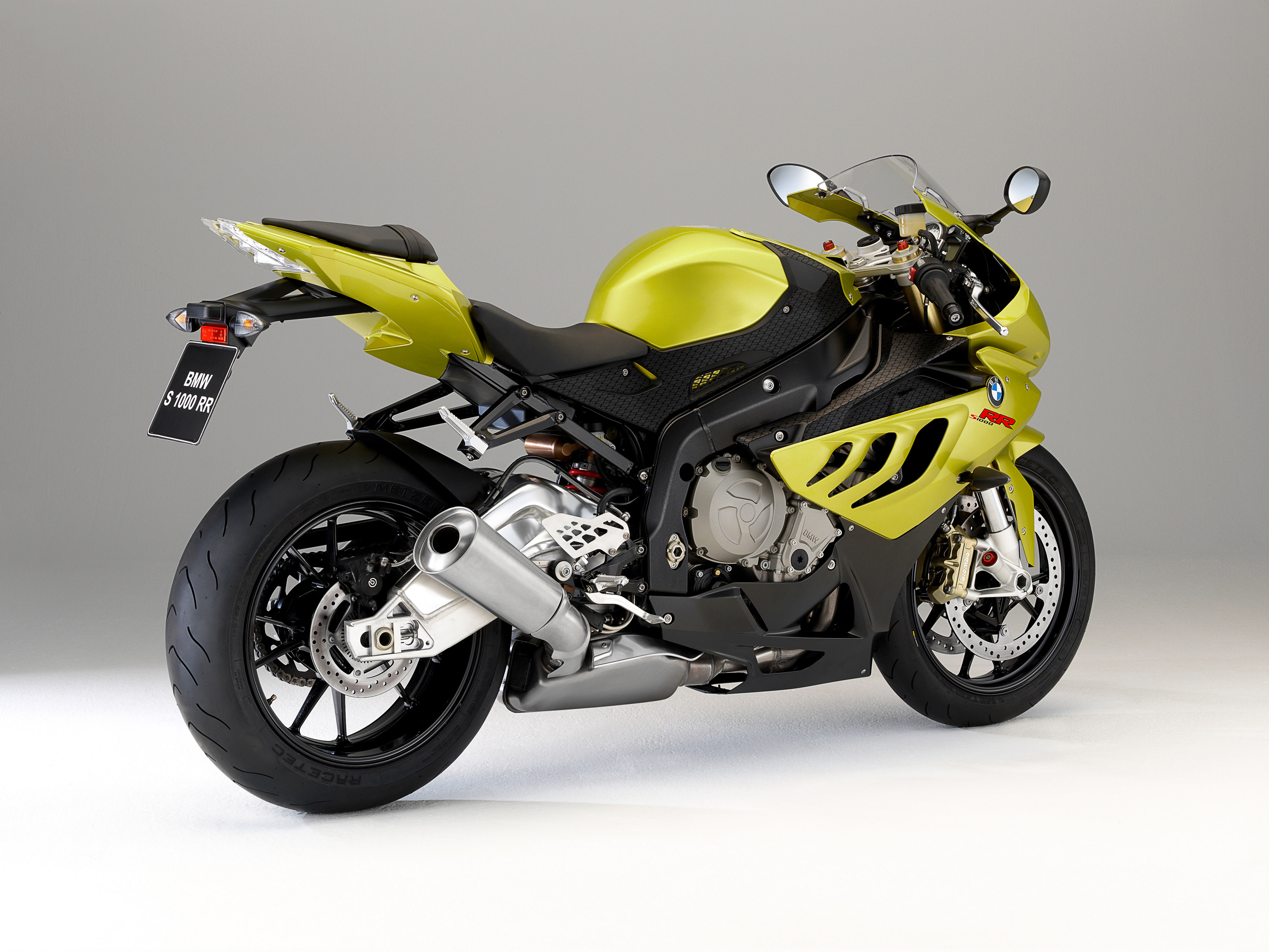 BMW S 1000 RR sportbike