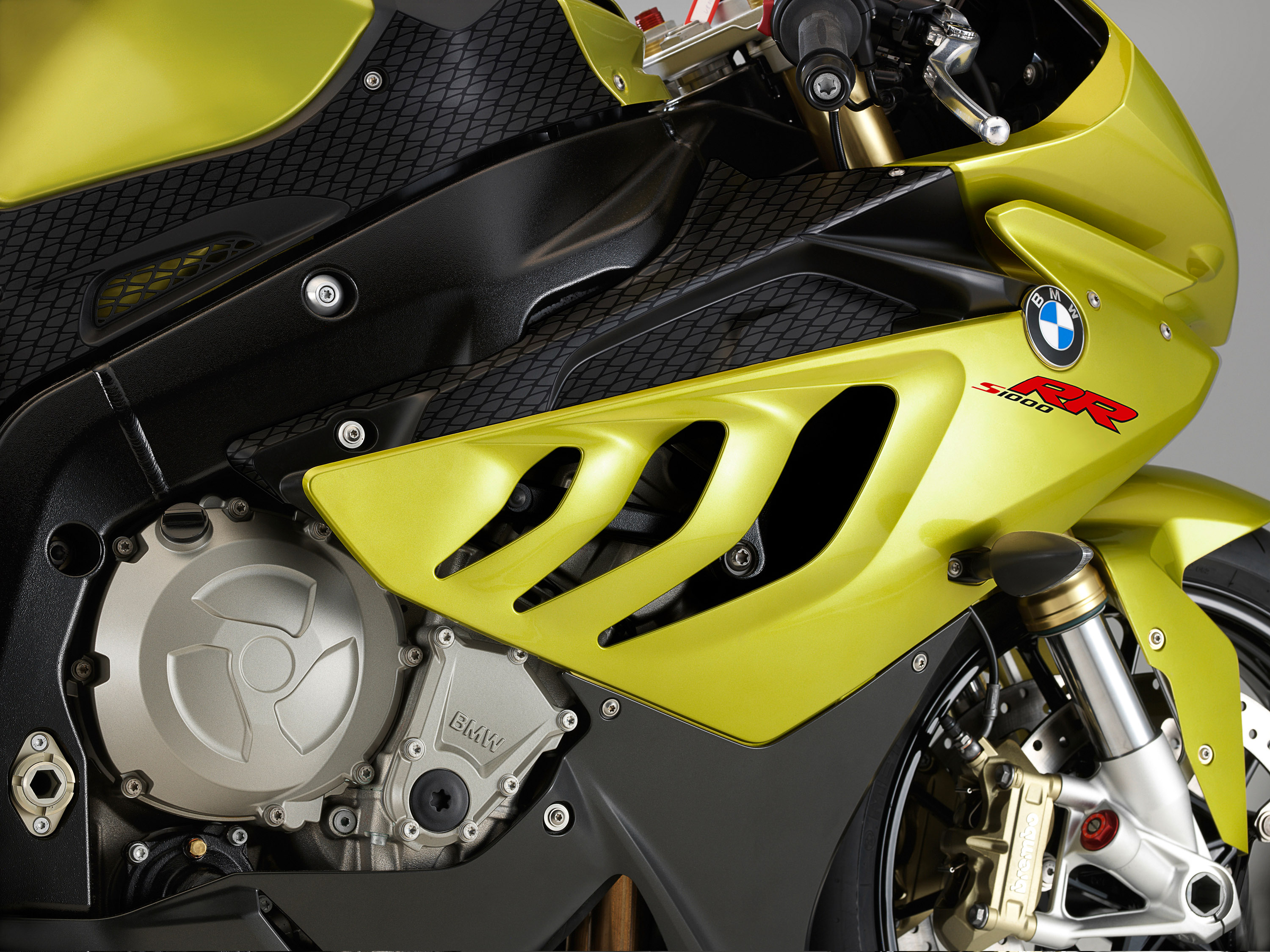 BMW S 1000 RR sportbike