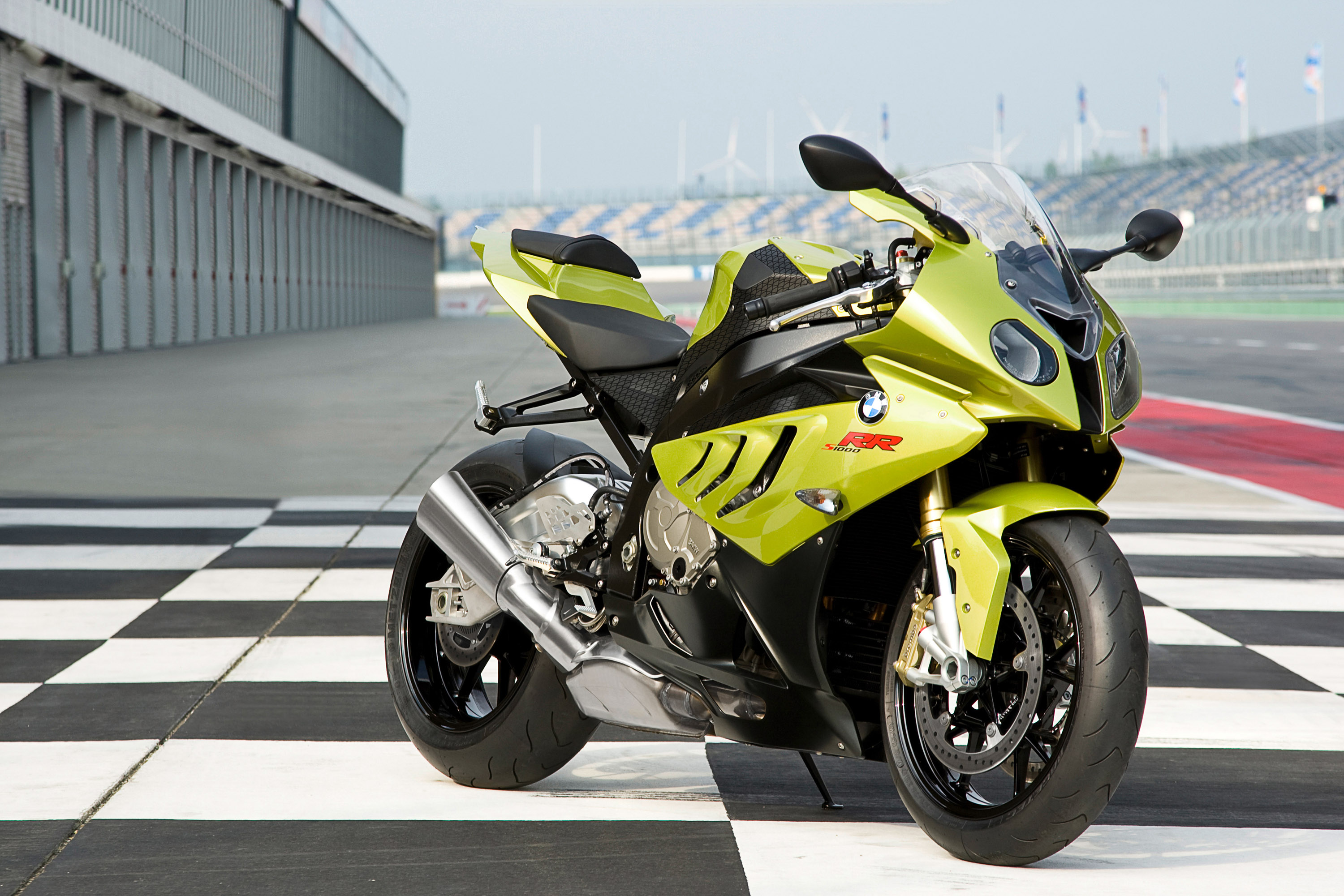 BMW S 1000 RR sportbike