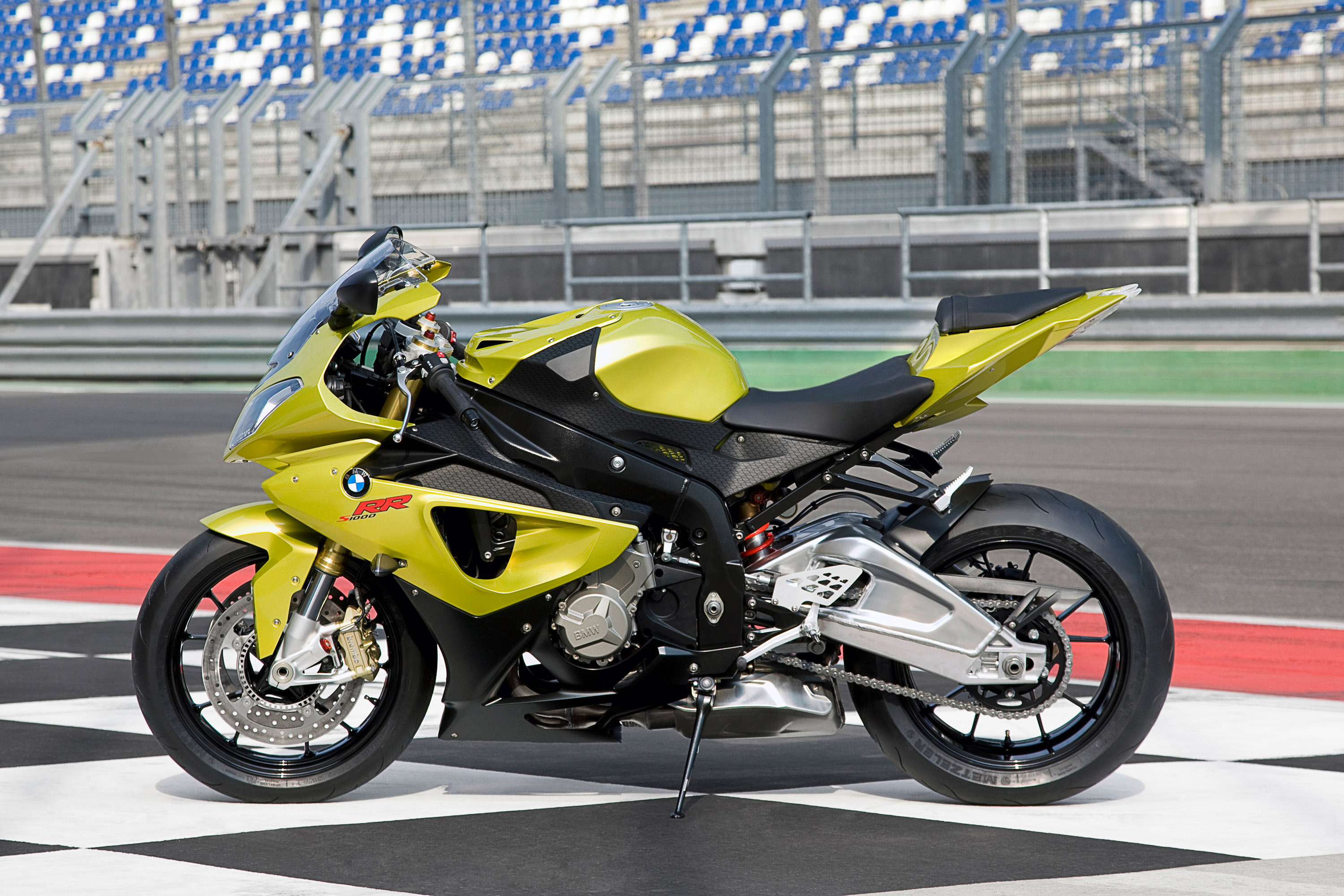 BMW S 1000 RR sportbike