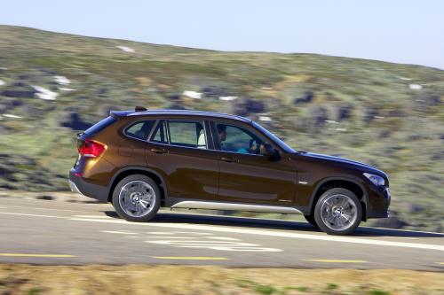 BMW X1 (2009) - picture 8 of 83