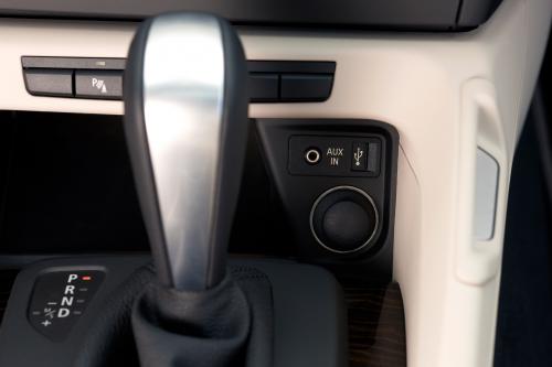 BMW X1 (2009) - picture 16 of 83