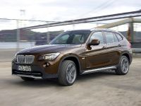 BMW X1 (2009) - picture 2 of 83