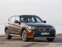 BMW X1 (2009) - picture 1 of 83