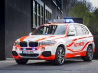 BMW X3 Paramedic Vehicle (2014) - picture 4 of 9