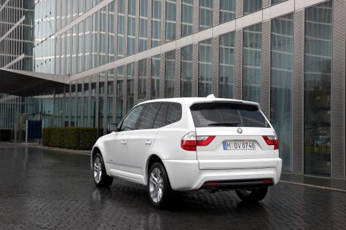 BMW X3 xDrive18d (2009) - picture 1 of 24