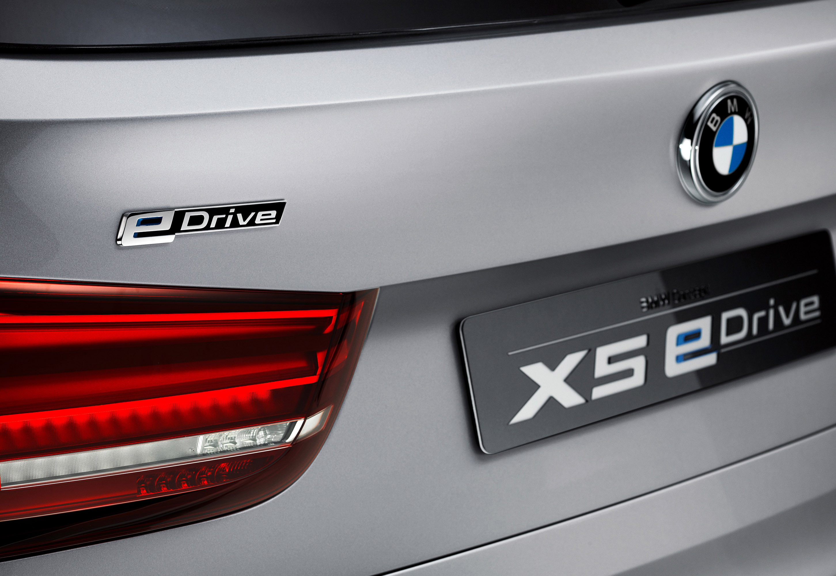 BMW X5 eDrive Concept