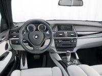 BMW X5 M (2010) - picture 14 of 25
