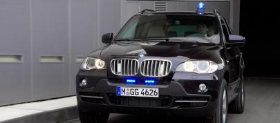 BMW X5 Security Plus (2009) - picture 7 of 35