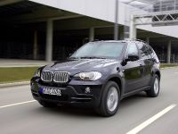 BMW X5 Security Plus (2009) - picture 13 of 35