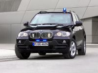 BMW X5 Security Plus (2009) - picture 18 of 35