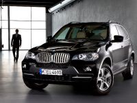 BMW X5 Security Plus (2009) - picture 34 of 35