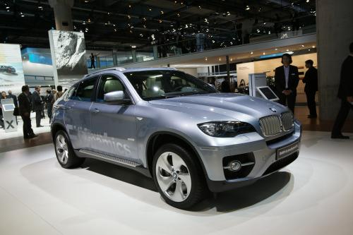 BMW X6 EfficientDynamics Frankfurt (2011) - picture 1 of 3