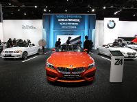 BMW Z4 sDrive 35is Detroit (2013) - picture 2 of 6