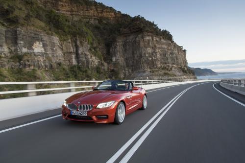 BMW Z4 sDrive 35is (2009) - picture 1 of 11