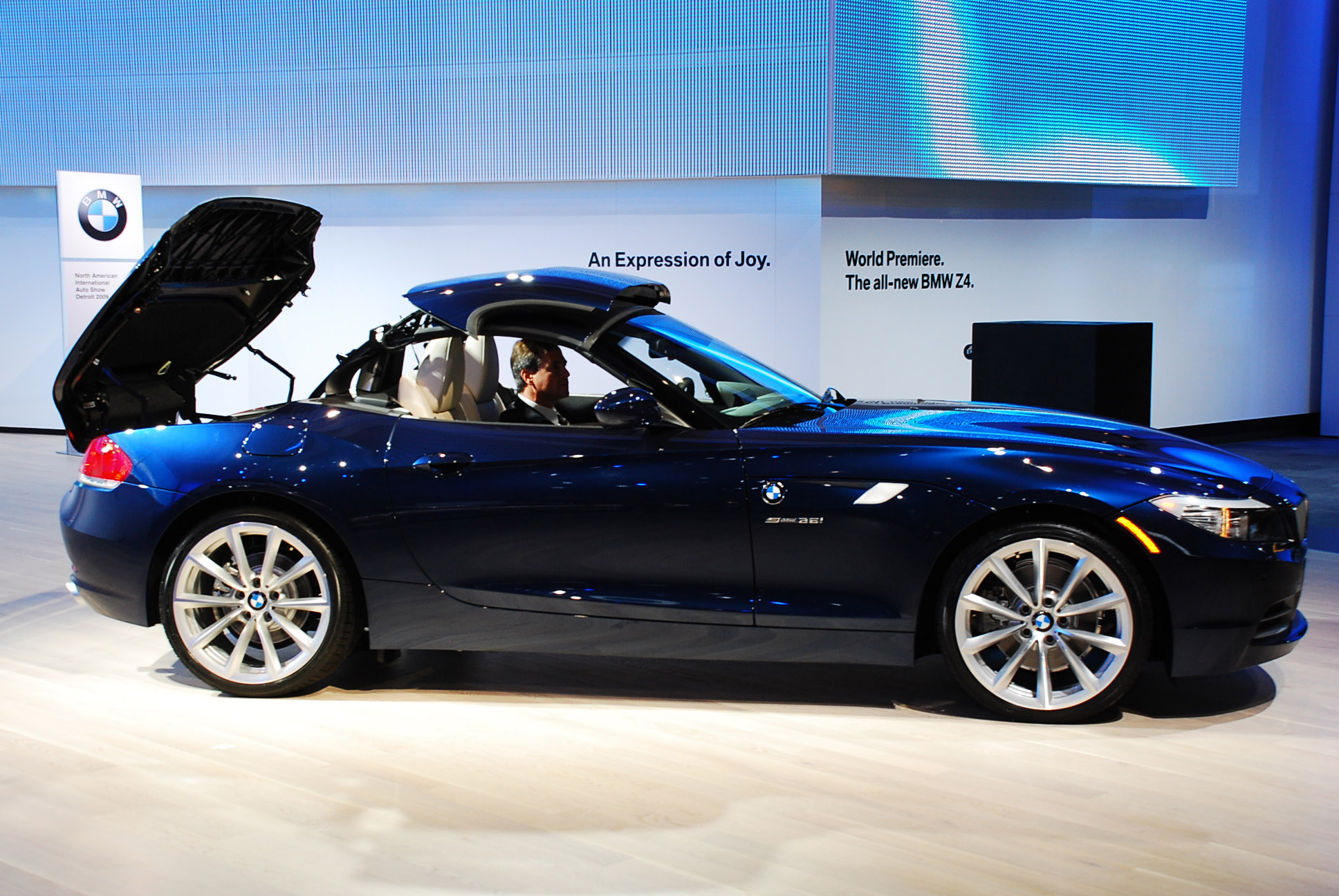 BMW Z4 sDrive35i Detroit