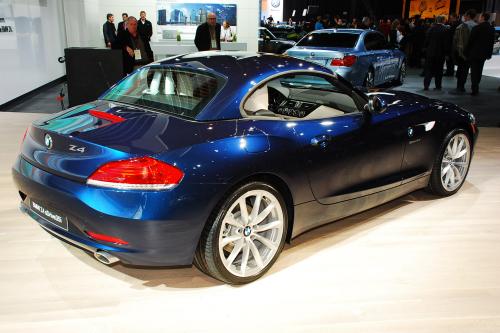 BMW Z4 sDrive35i Detroit (2009) - picture 9 of 9