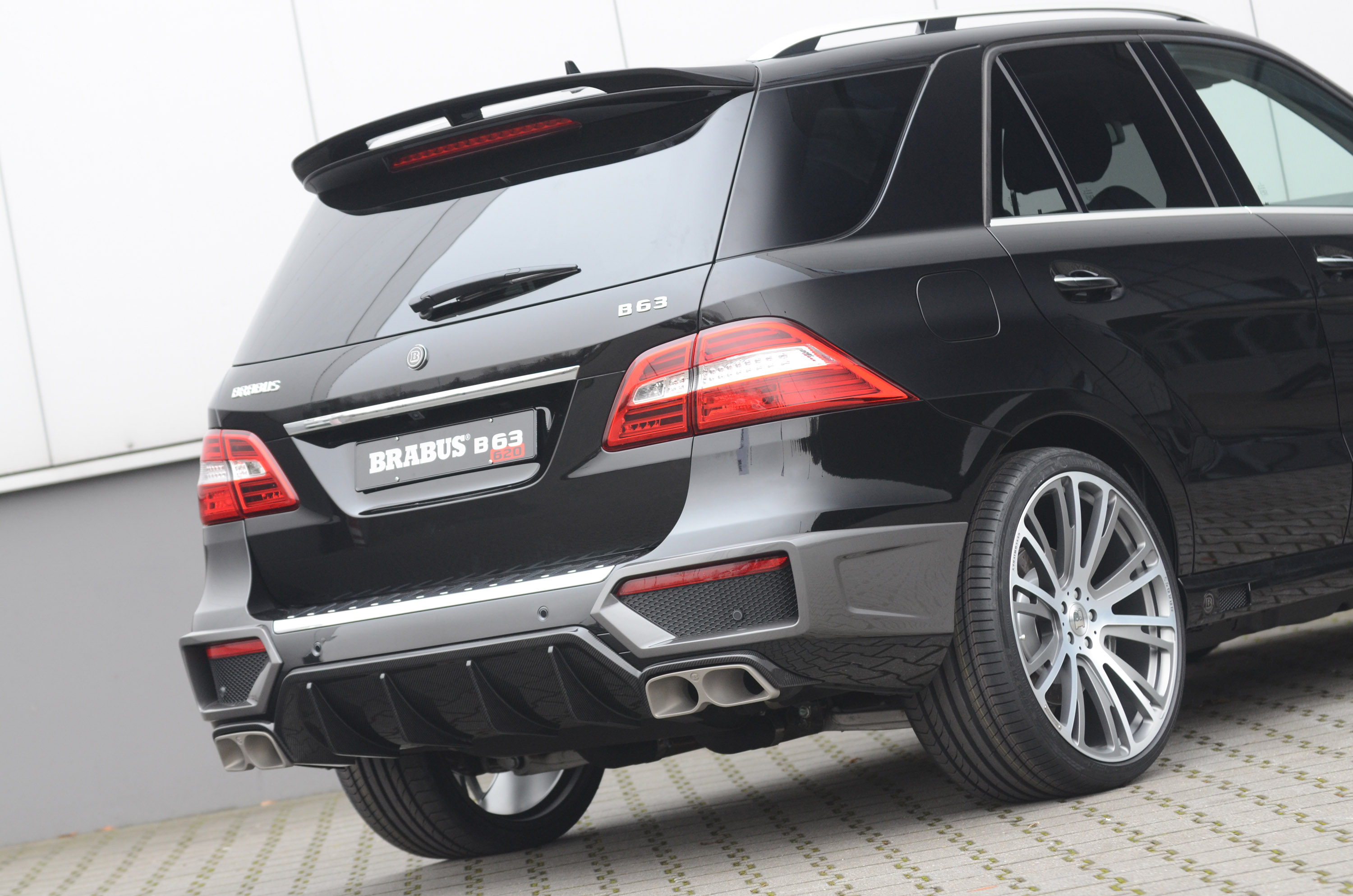 Brabus  Mercedes-Benz ML 63 AMG