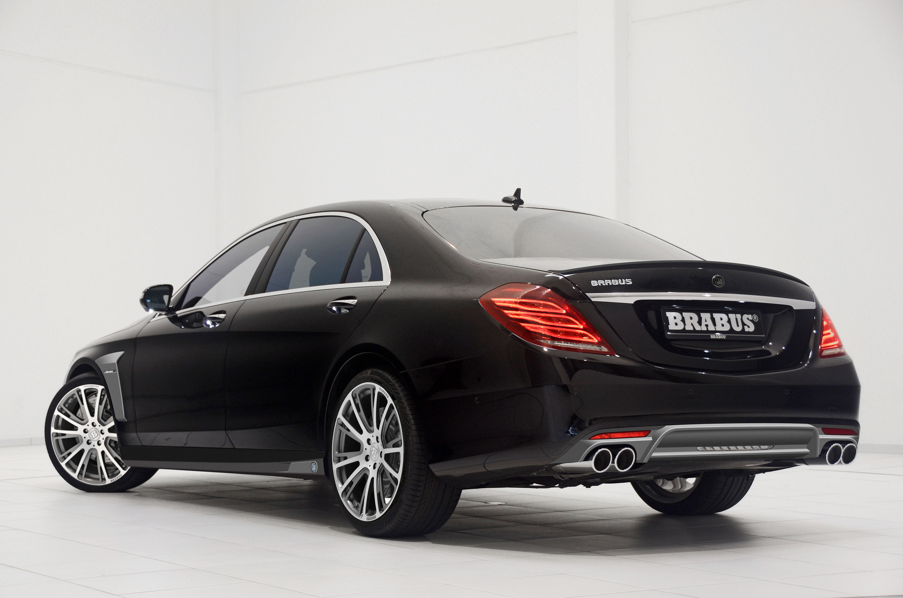 Brabus  Mercedes-Benz S-Class