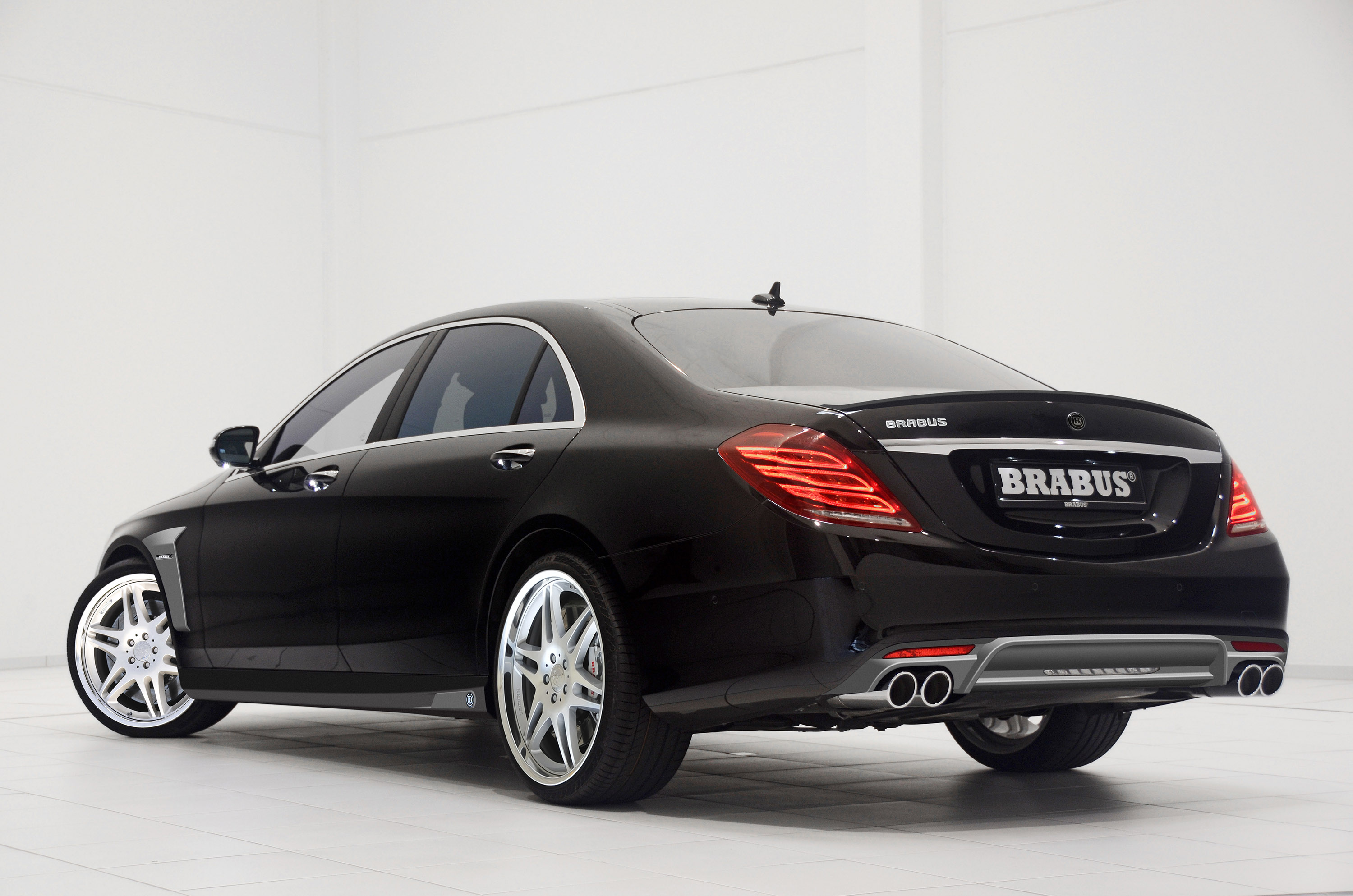 Brabus  Mercedes-Benz S-Class