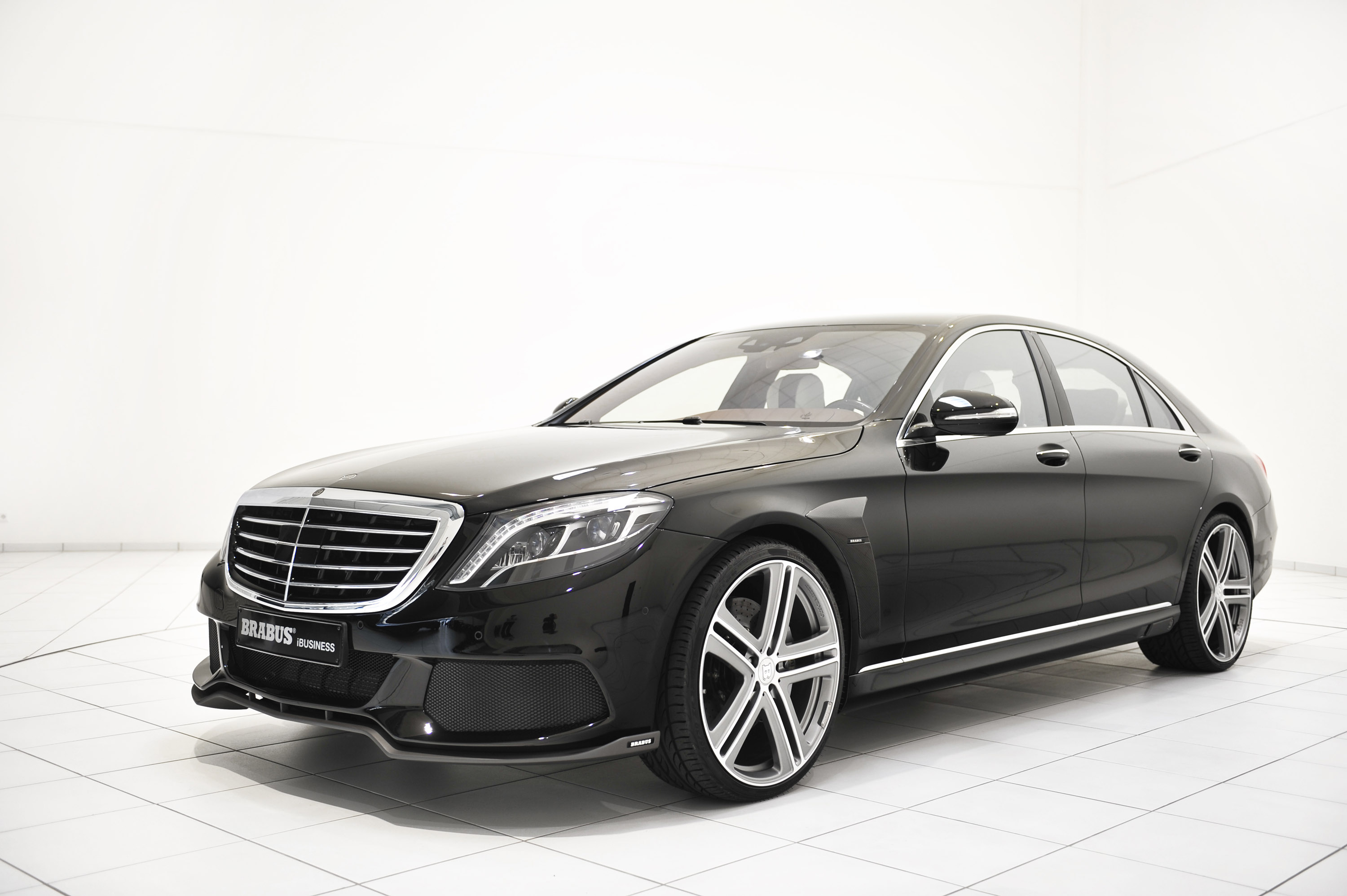 Brabus 850 6.0 Biturbo iBusiness Mercedes-Benz S63 AMG