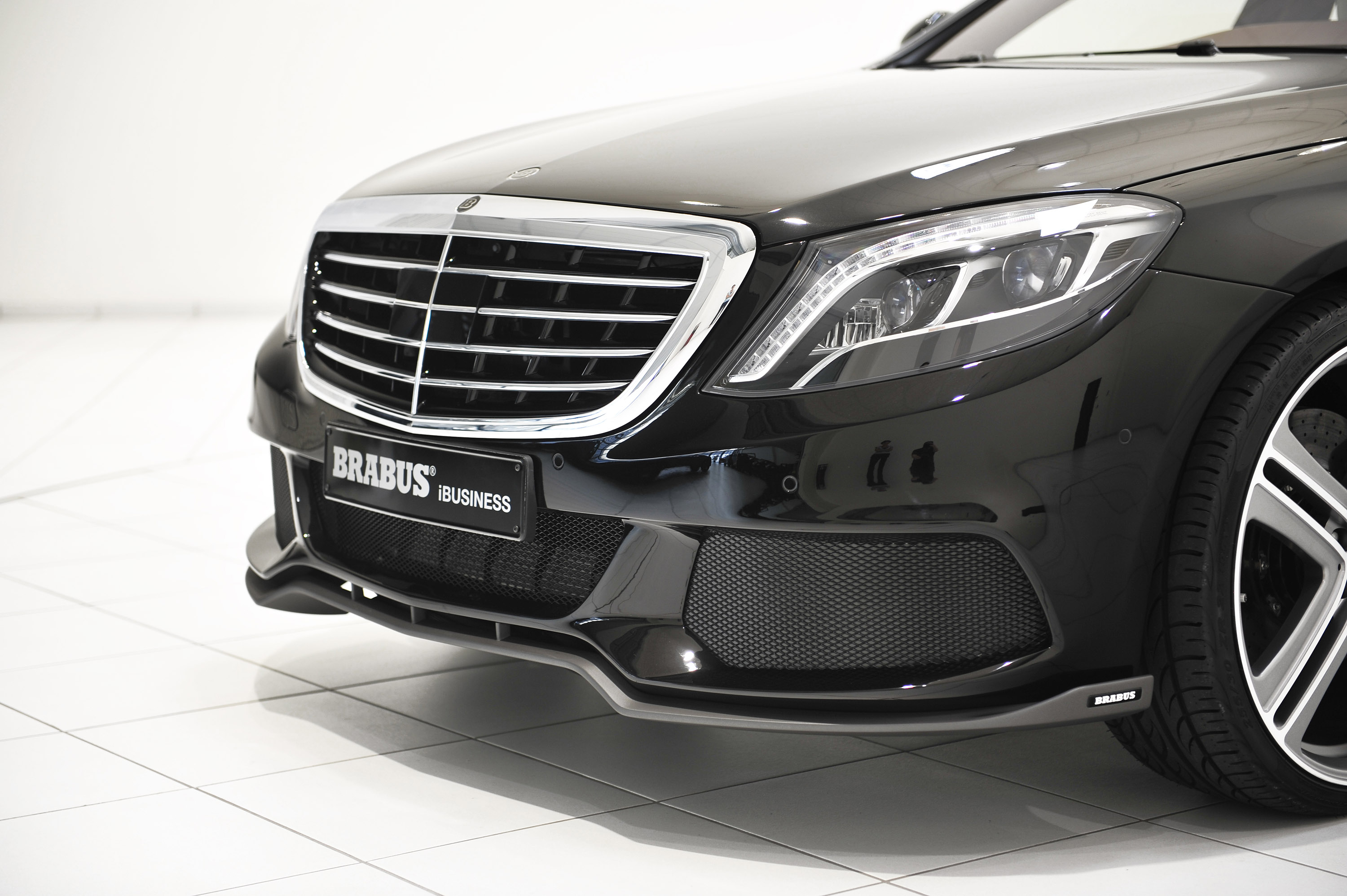 Brabus 850 6.0 Biturbo iBusiness Mercedes-Benz S63 AMG