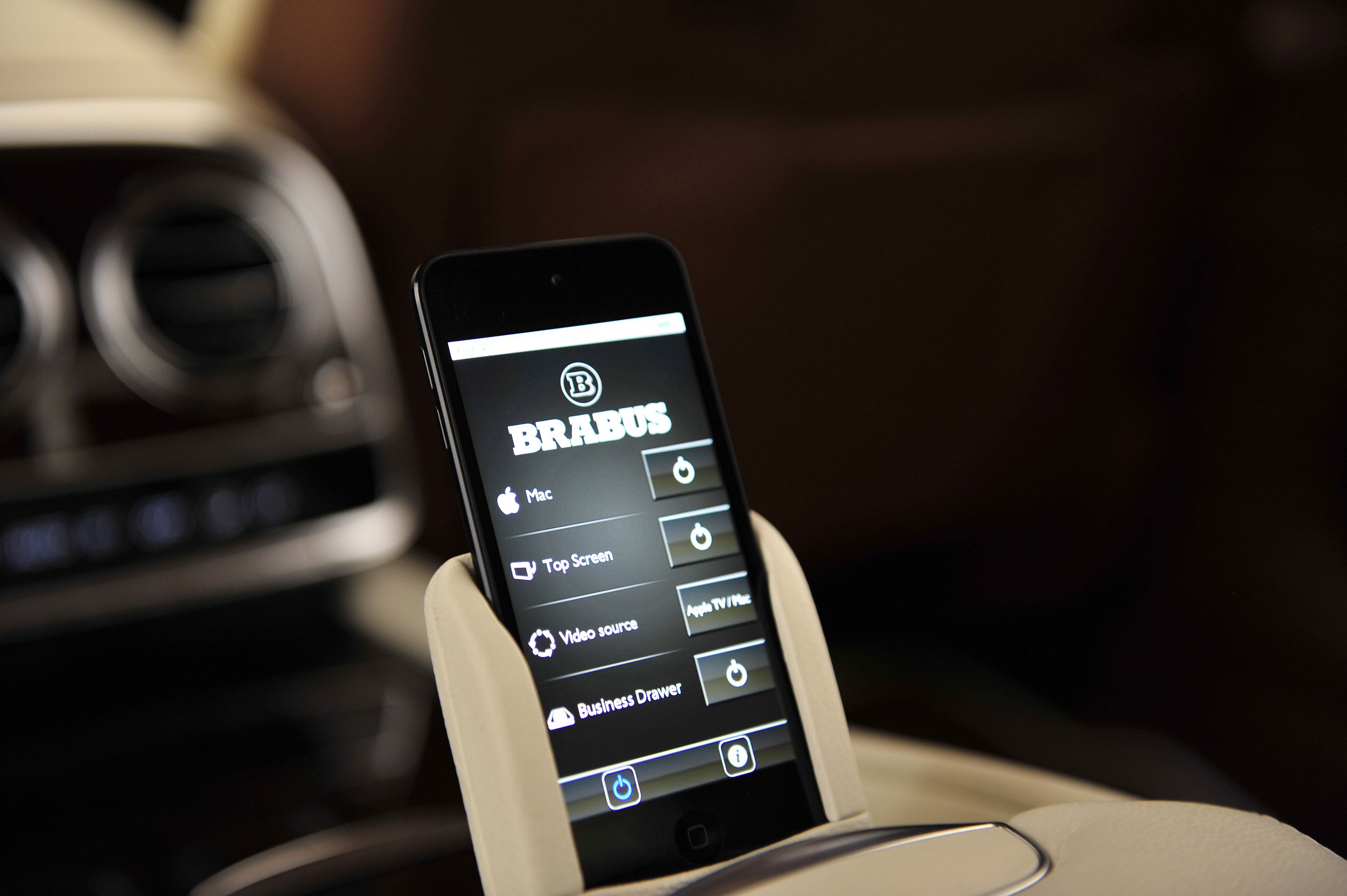 Brabus 850 6.0 Biturbo iBusiness Mercedes-Benz S63 AMG