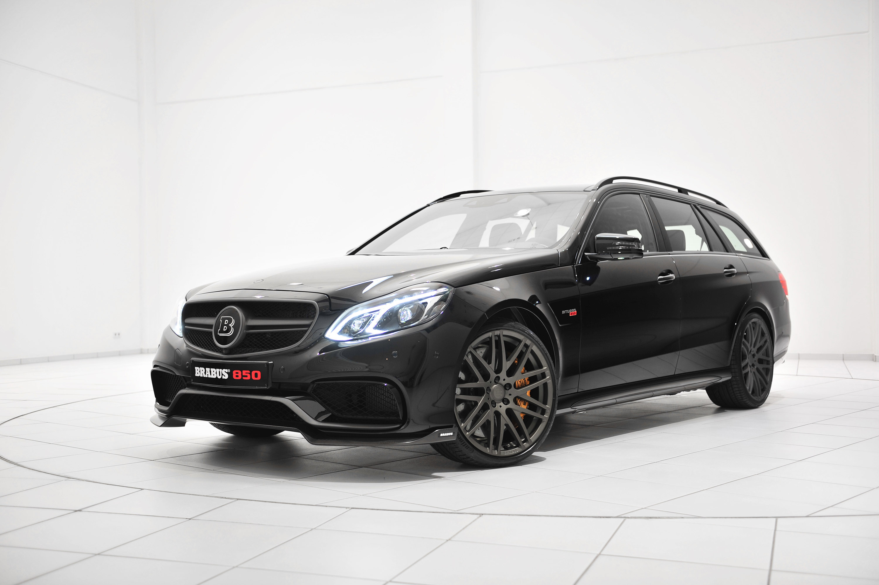 Brabus 850 6.0 Biturbo Mercedes-Benz E63 AMG