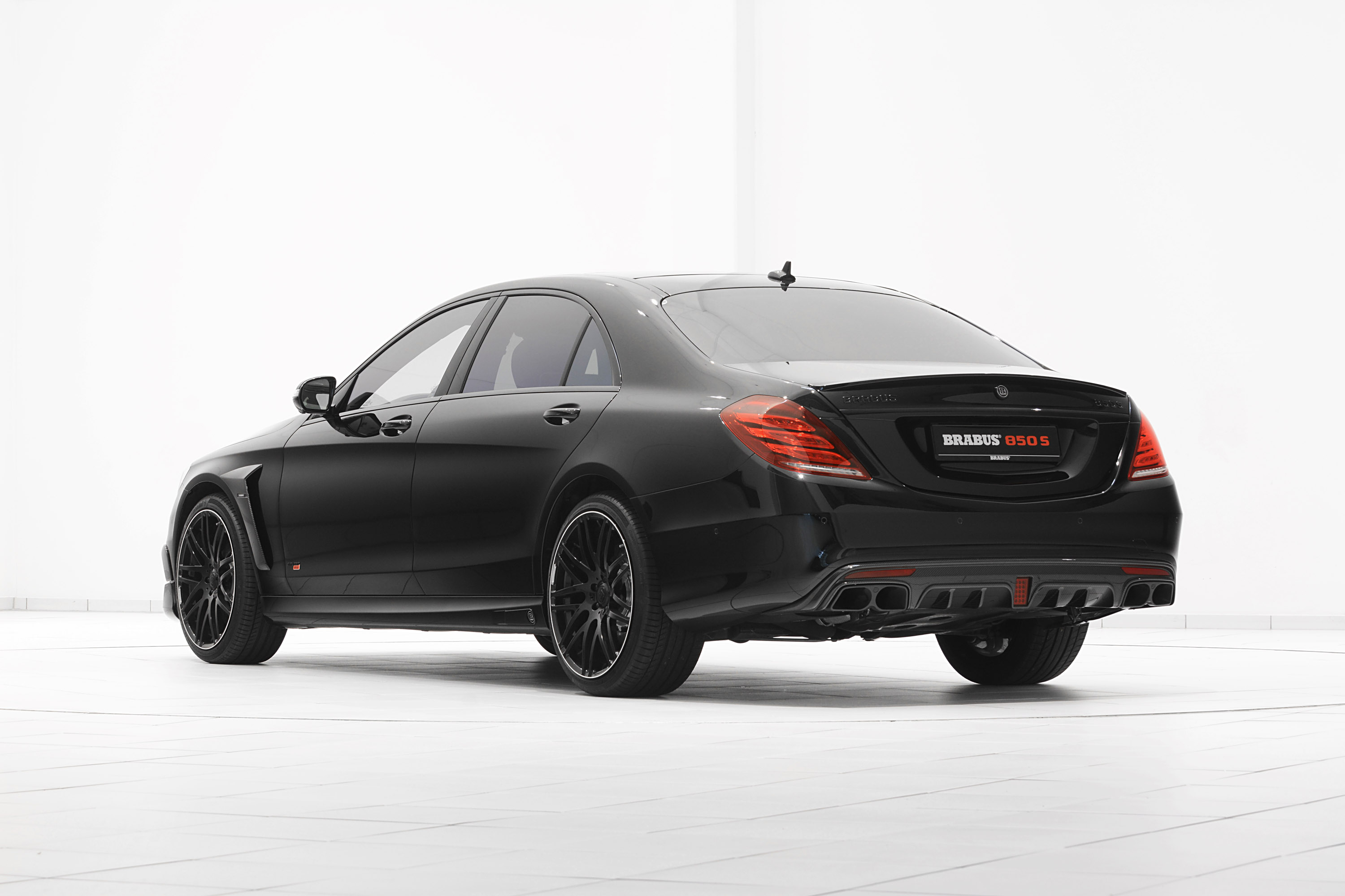 Brabus 850S  Mercedes-Benz S63 AMG