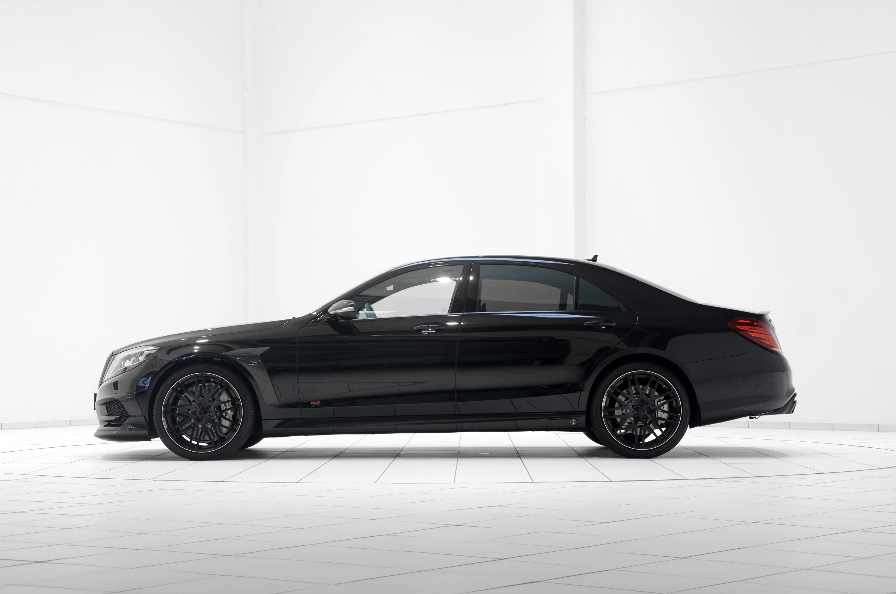 Brabus 850S  Mercedes-Benz S63 AMG