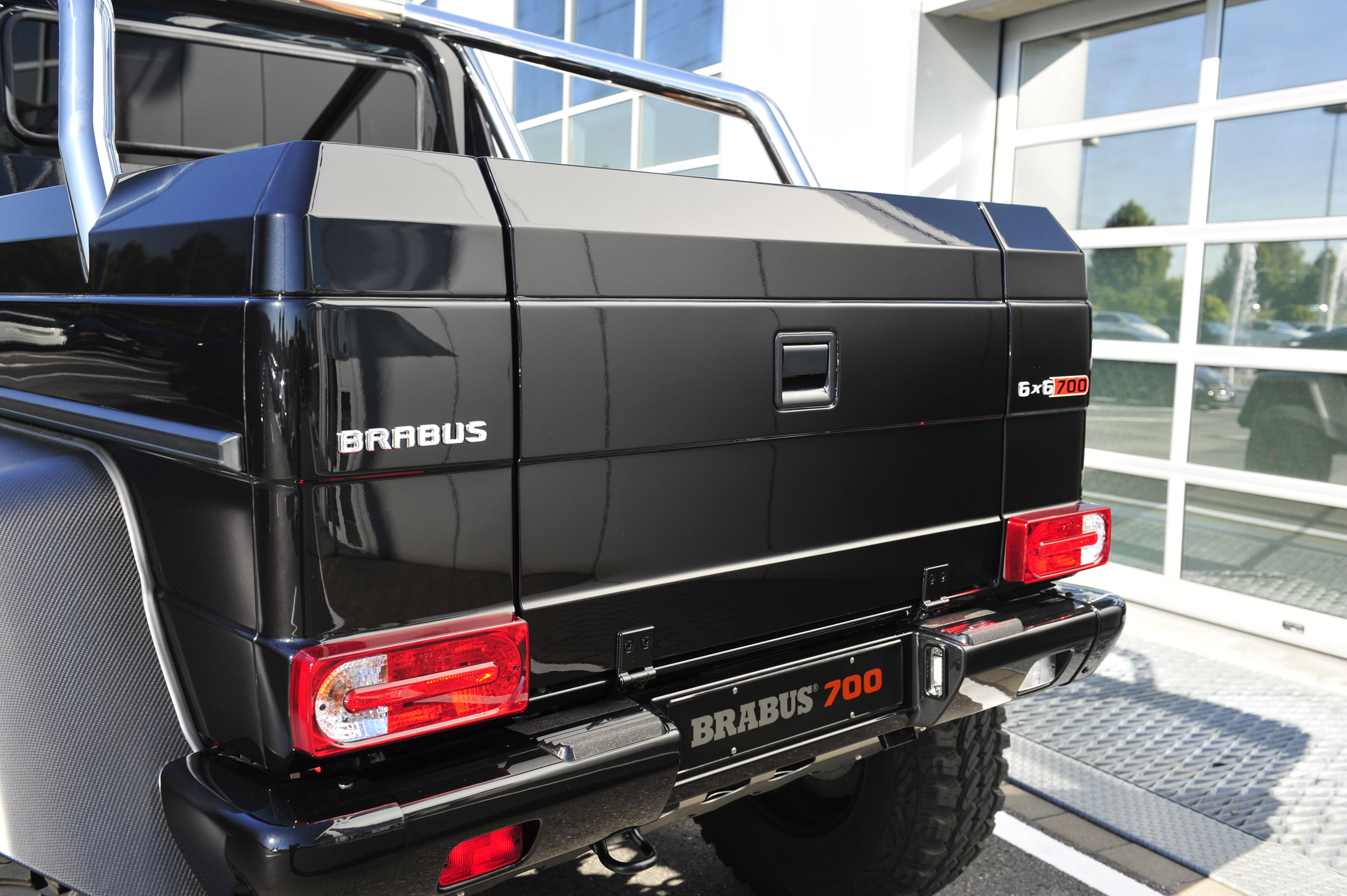 Brabus B63S Mercedes-Benz G-Class 6x6