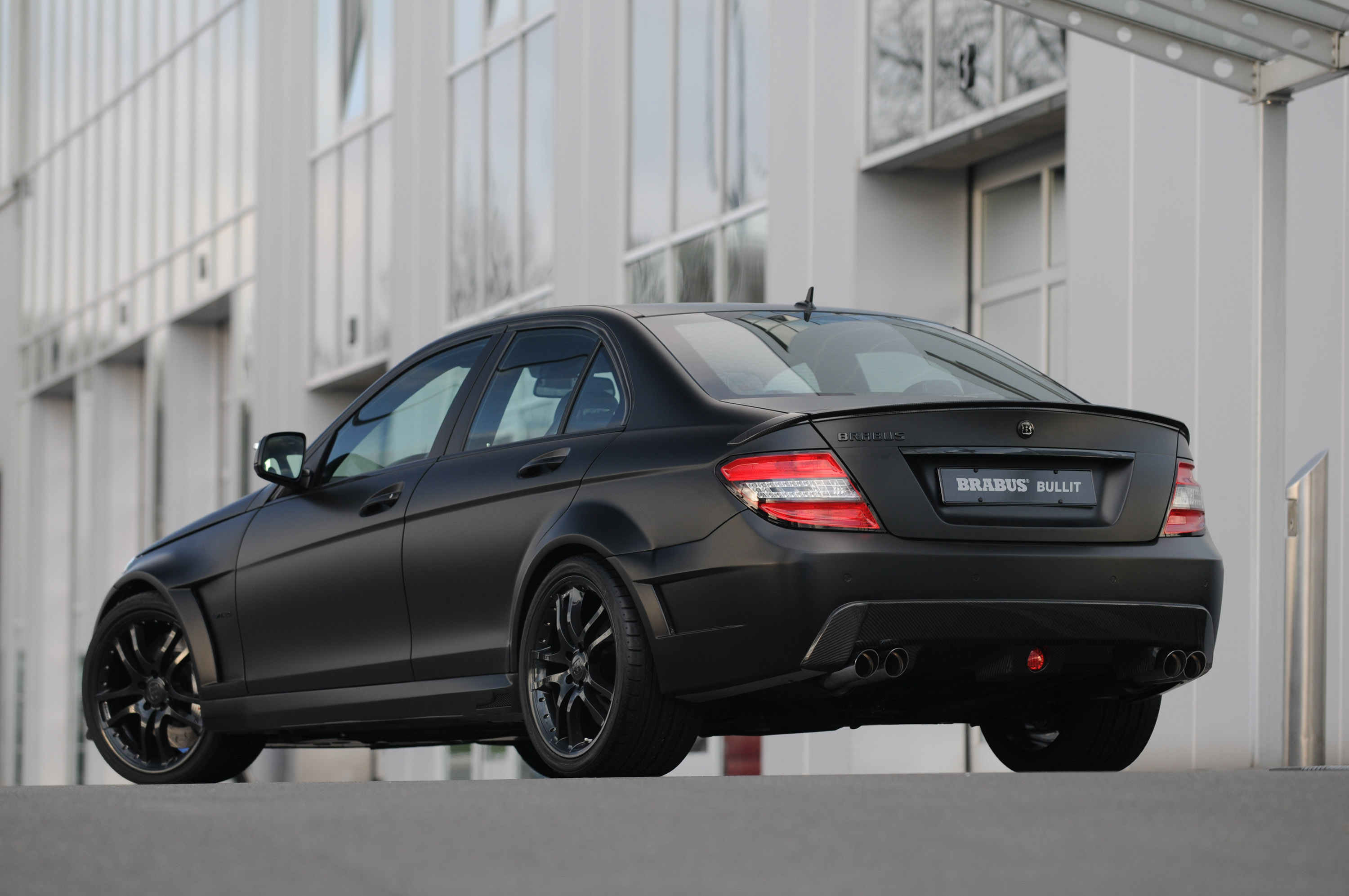 Mercedes-Benz Brabus Bullit Black Arrow