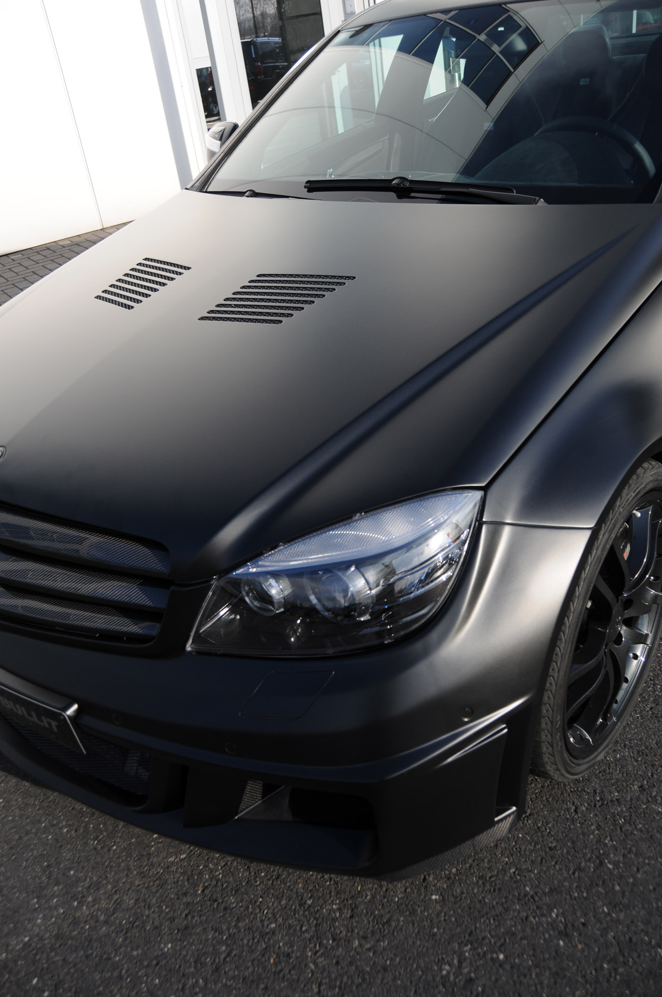 Mercedes-Benz Brabus Bullit Black Arrow