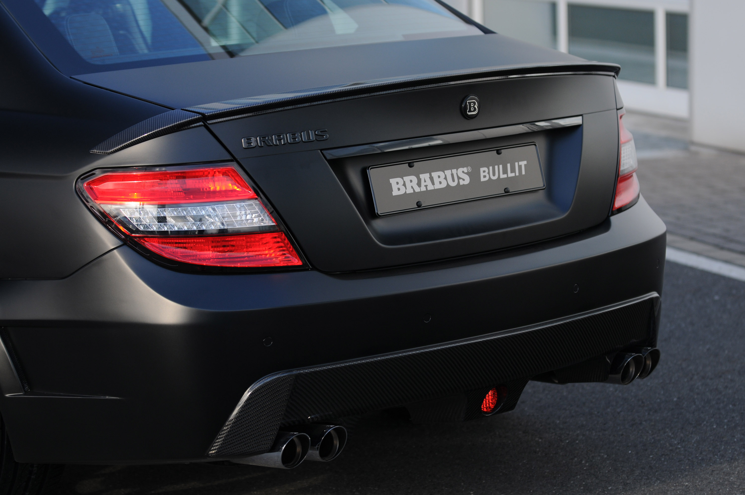 Mercedes-Benz Brabus Bullit Black Arrow