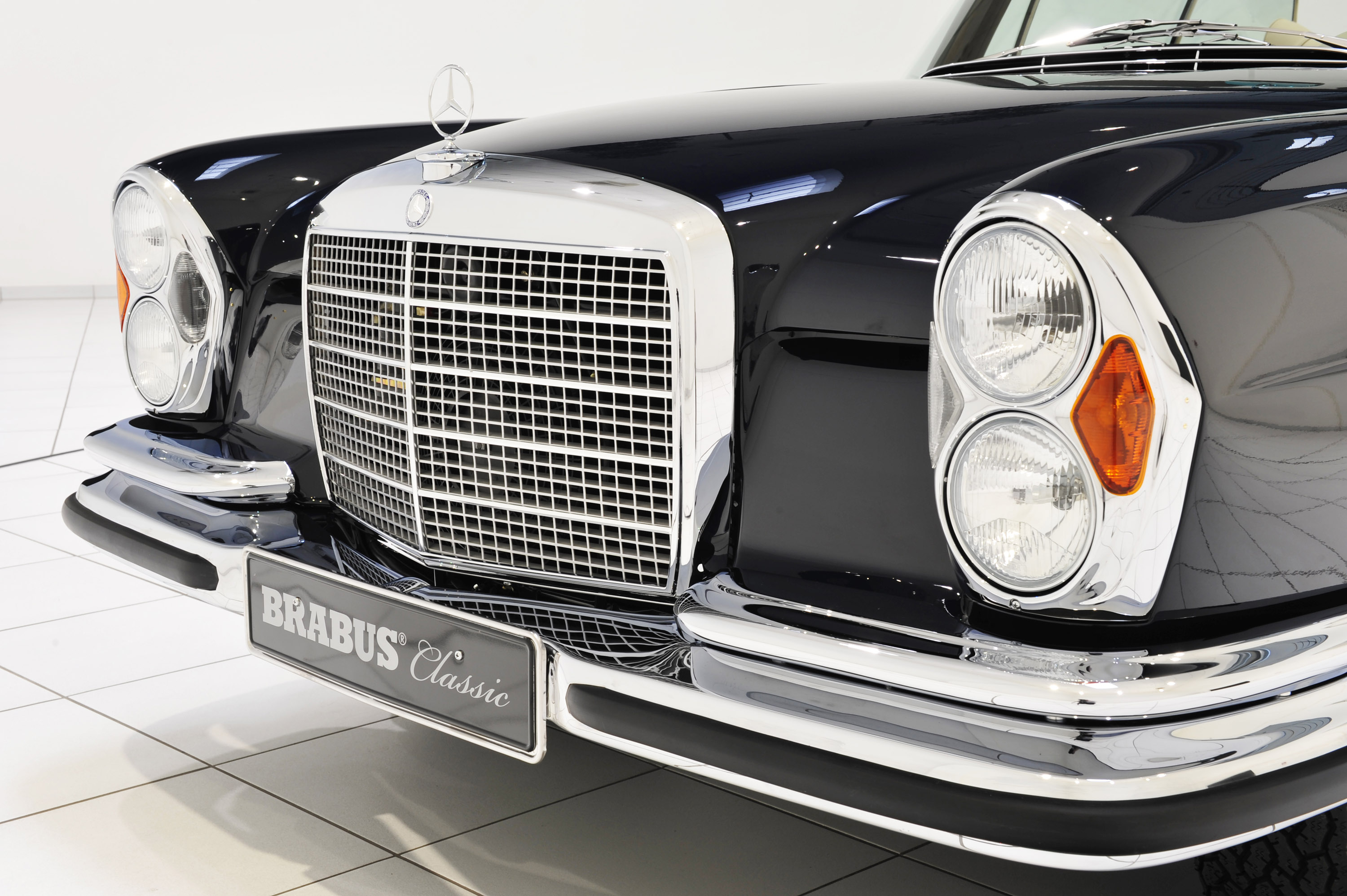 BRABUS Classic Mercedes-Benz 280 SE 3.5 Cabriolet W111