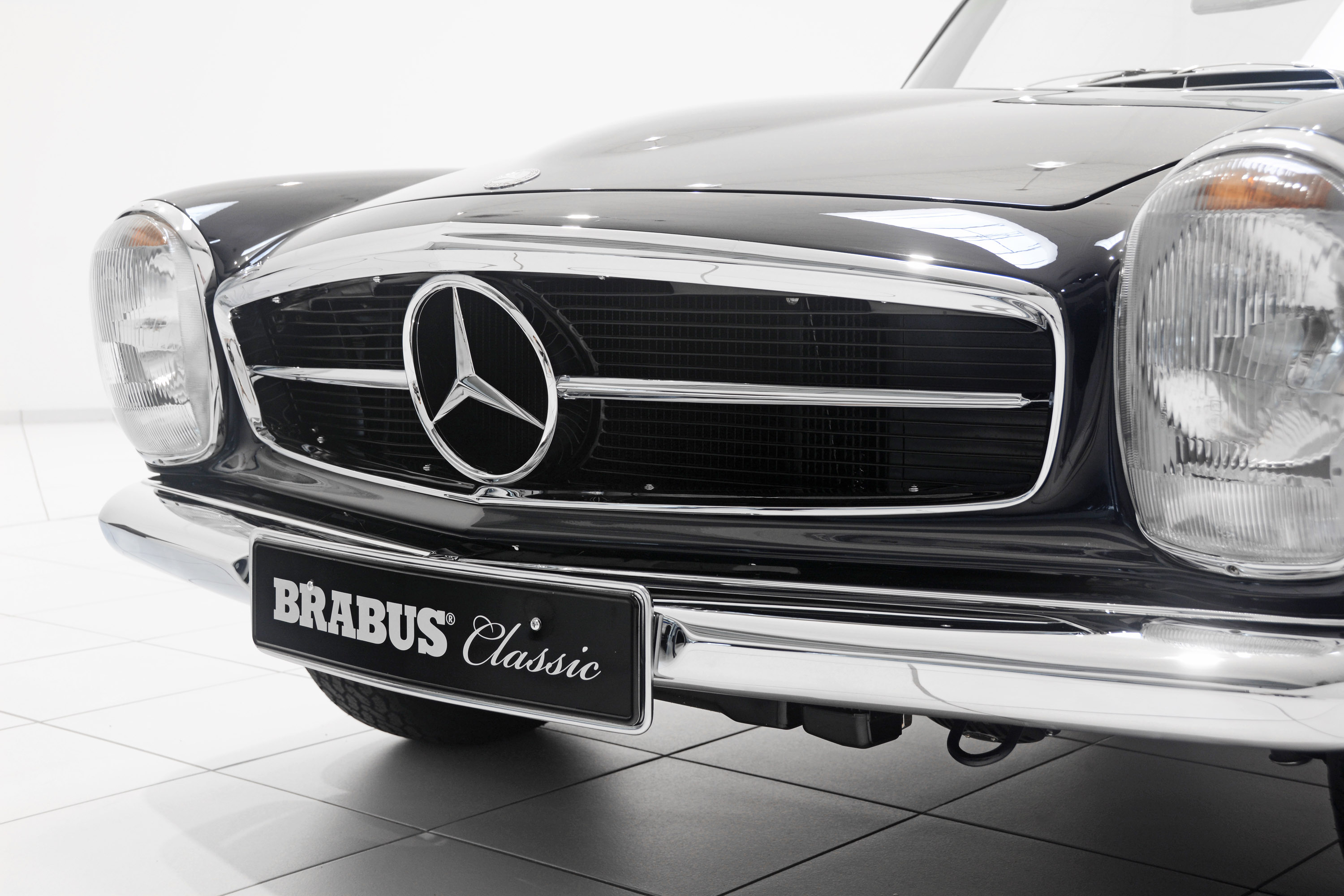 BRABUS Classic Mercedes-Benz 280 SL Pagoda W 113