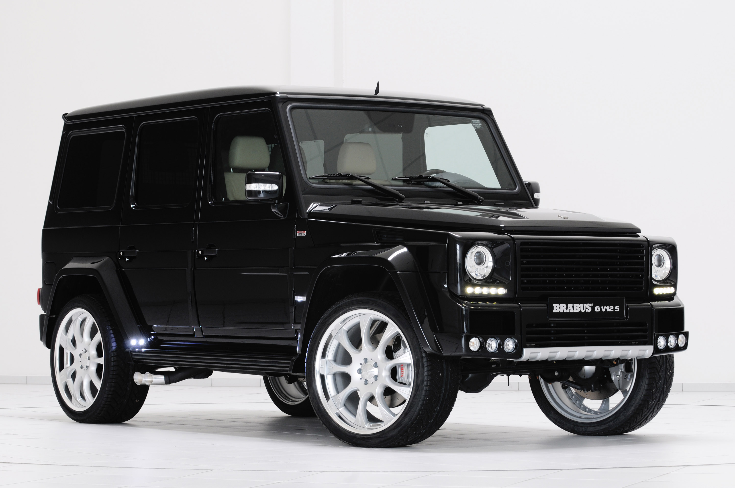 BRABUS Mercedes-Benz G V12 S Biturbo WIDESTAR