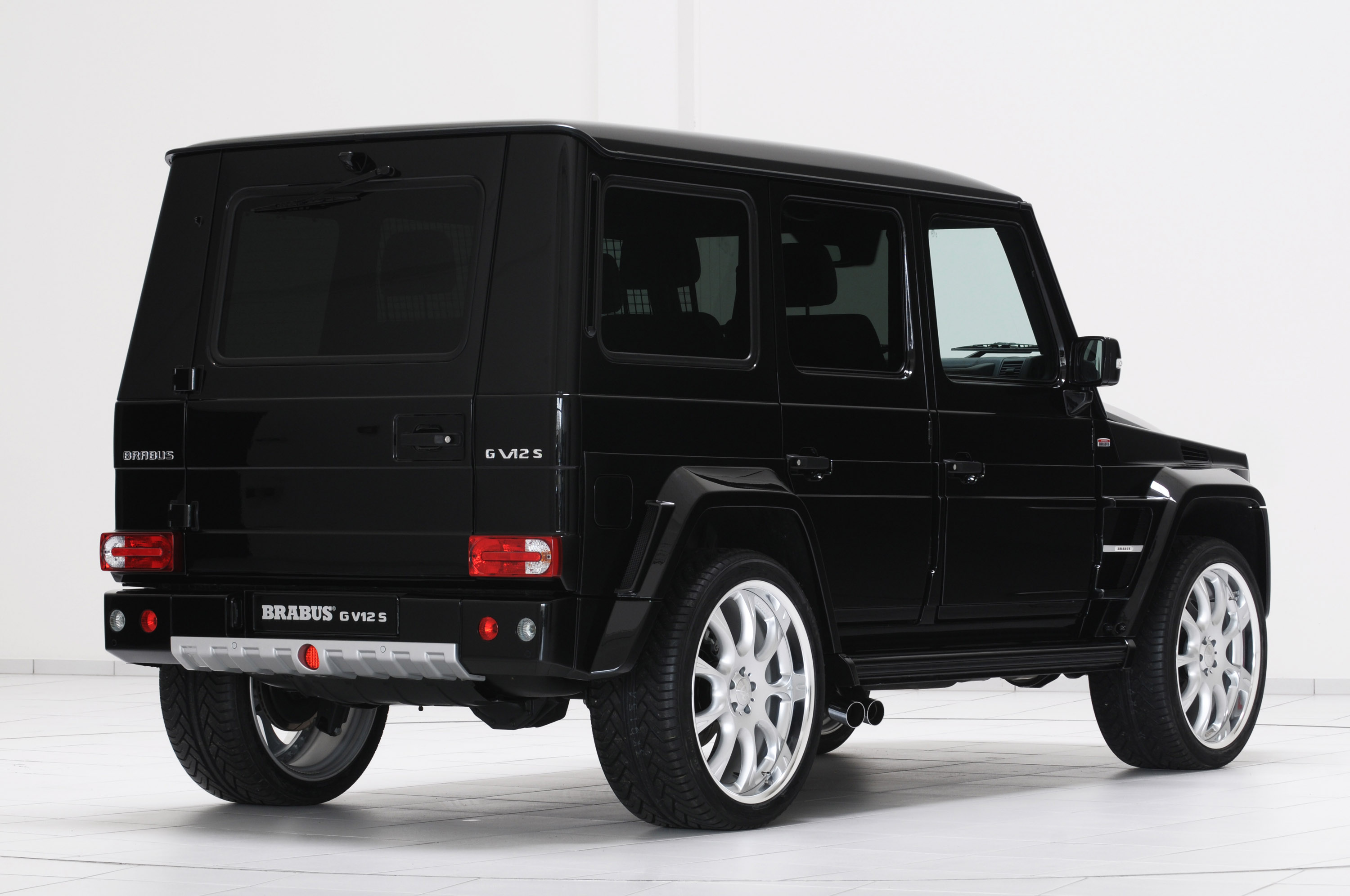 BRABUS Mercedes-Benz G V12 S Biturbo WIDESTAR