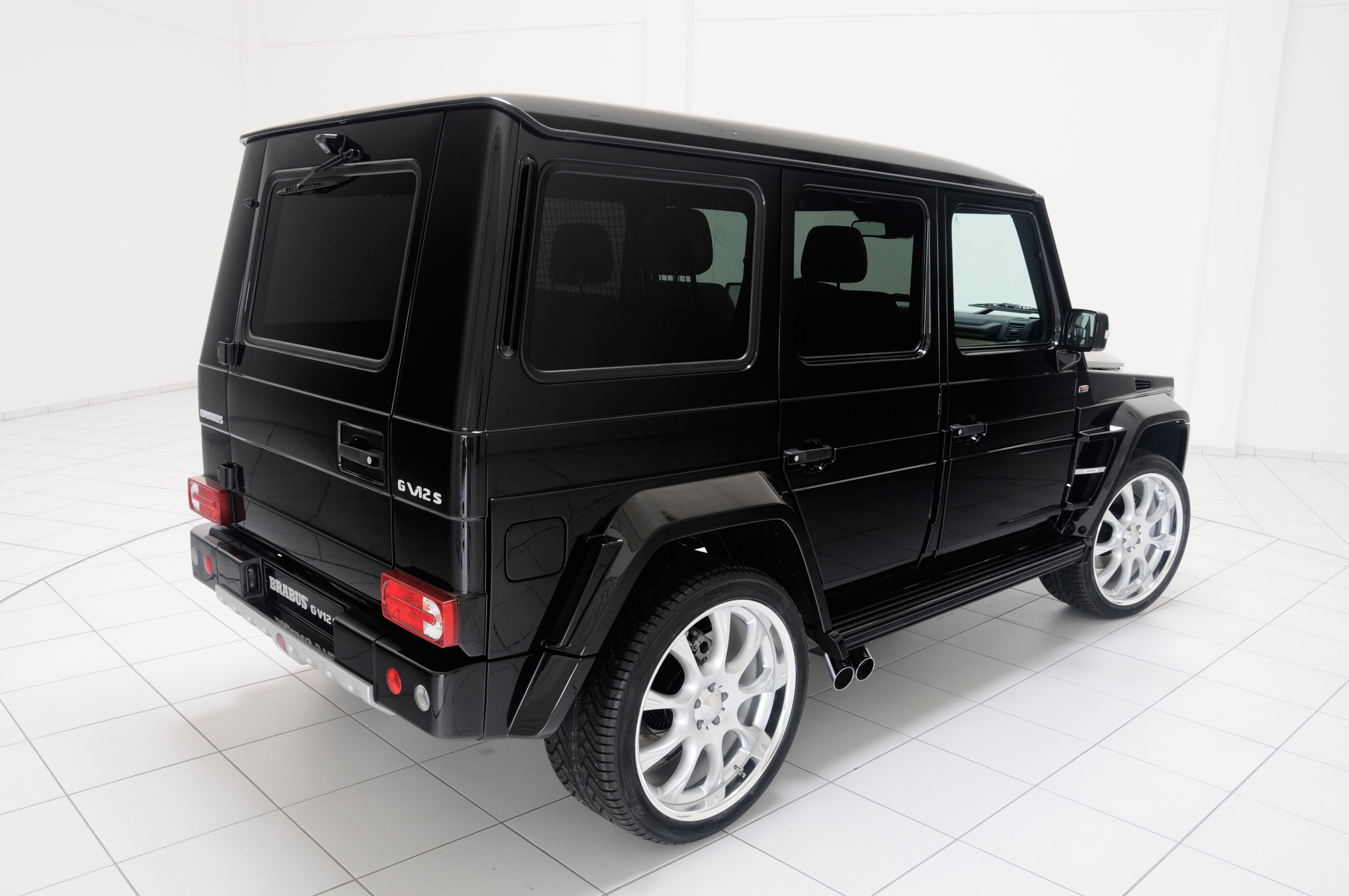 BRABUS Mercedes-Benz G V12 S Biturbo WIDESTAR