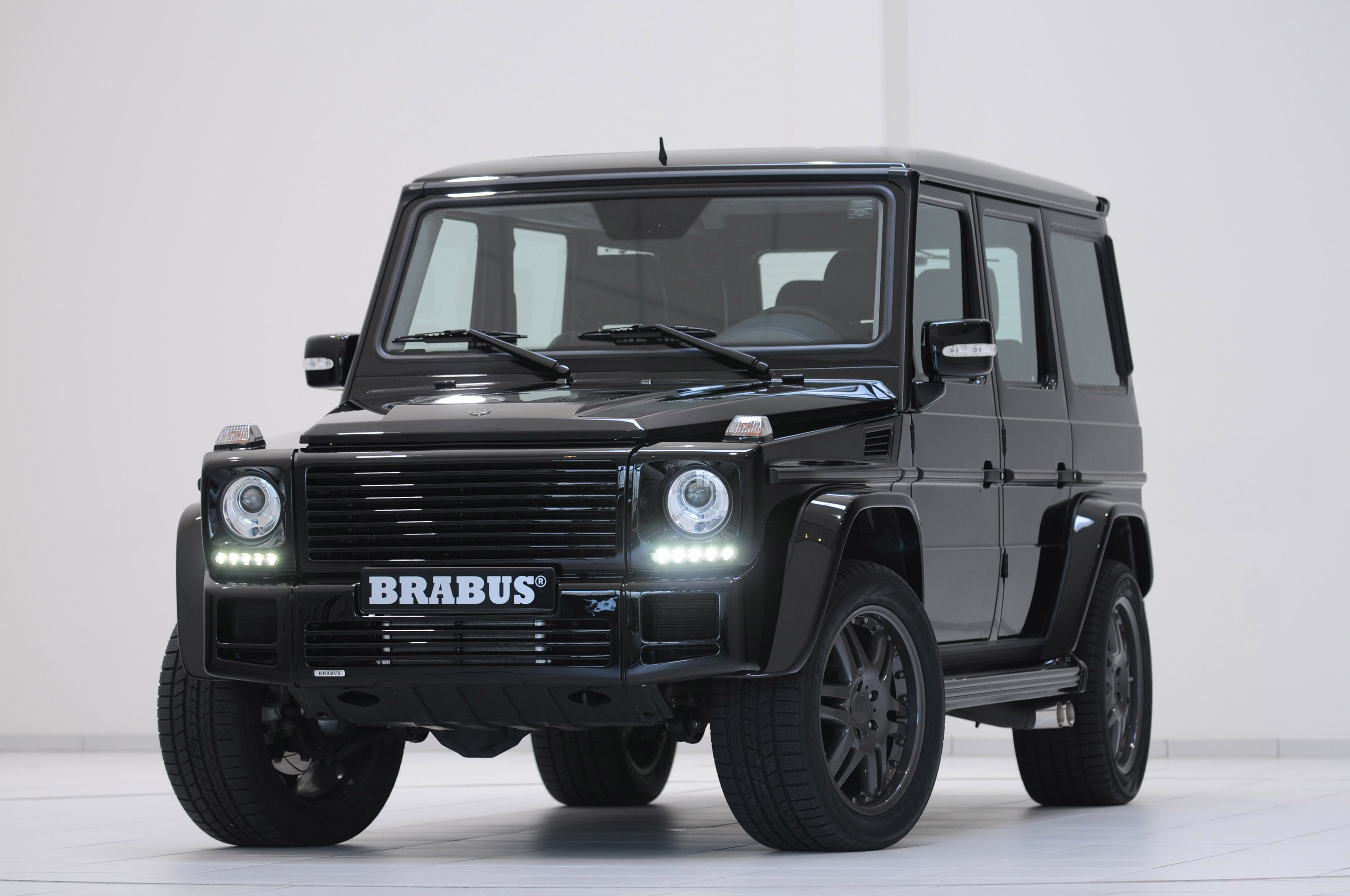 BRABUS Mercedes-Benz G V12 S Biturbo