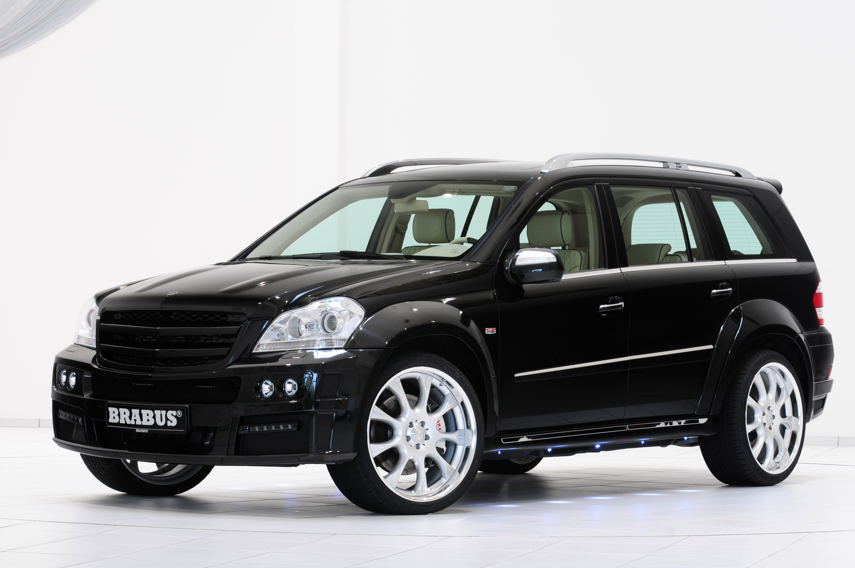 BRABUS Mercedes-Benz GL 63 Biturbo