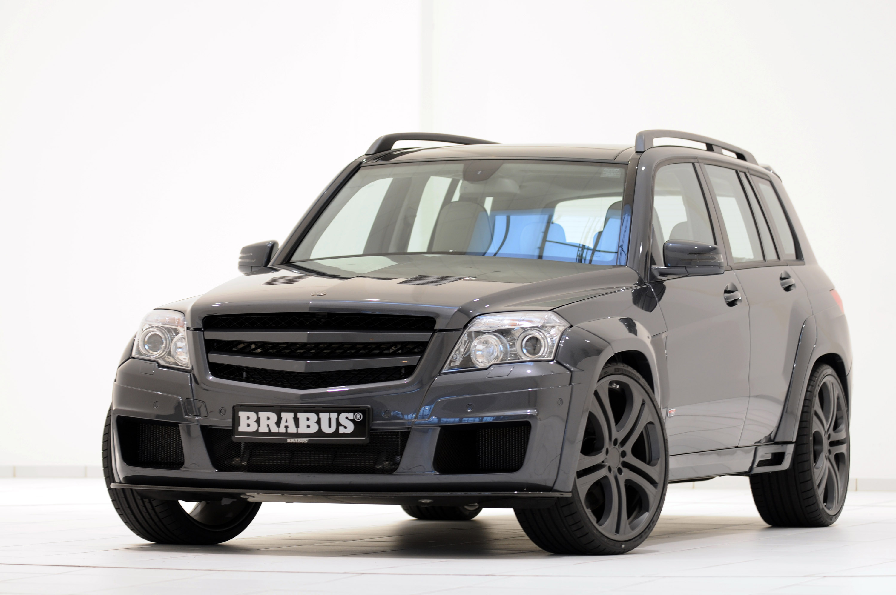 Brabus Mercedes-Benz GLK V12